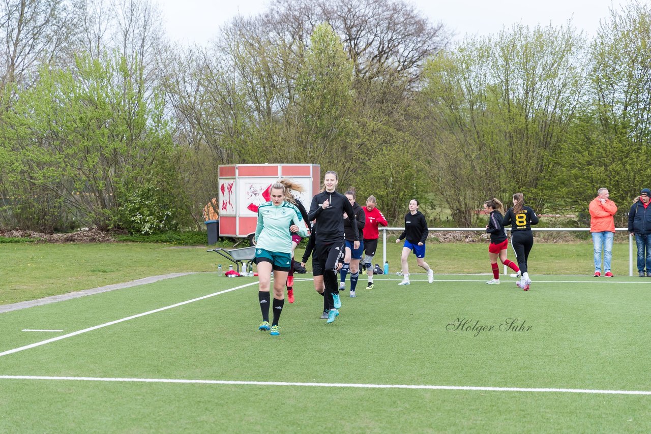 Bild 78 - Co-Trainerin der Frauen Nationalmannschaft Britta Carlson in Wahlstedt